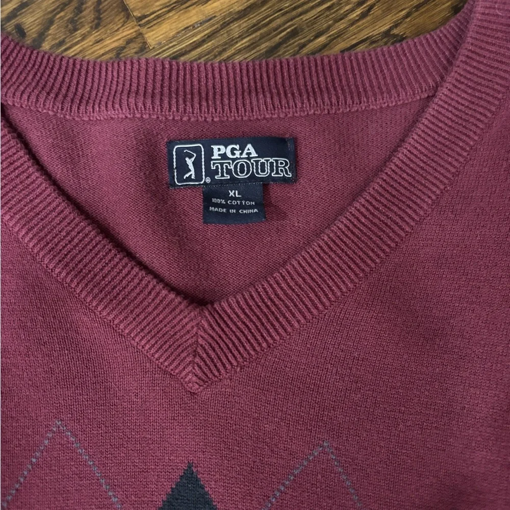 PGA Tour stylish neck